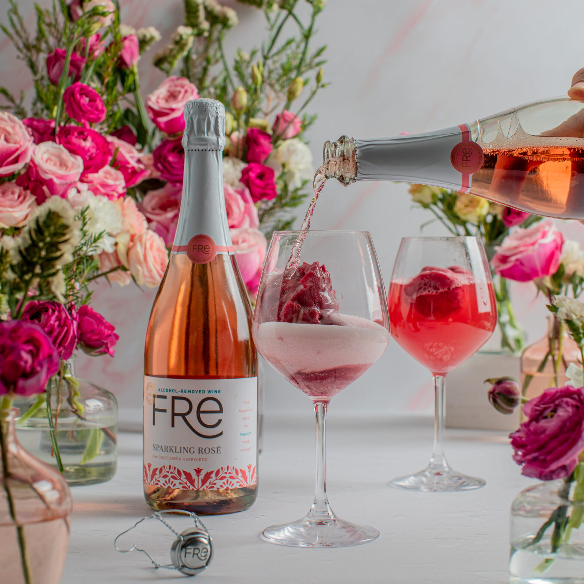 Sparkling Rosé Sorbet Float, Alcohol-Removed Sparkling Rosé Sorbet Float, rosé, fre wines, fre, free, alcohol removed, alcohol removed rosé wine, alcohol free rosé wine, mocktails, wine cocktails, alcohol free drink